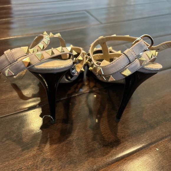 Valentino heels- each - Picture 7 of 8